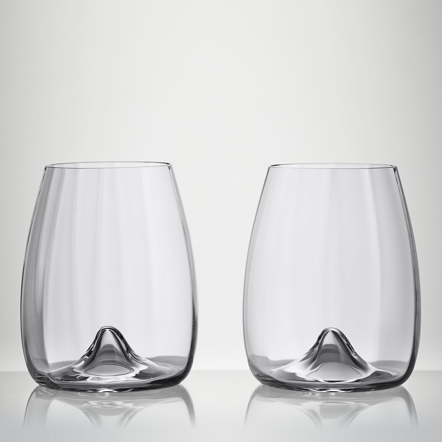 Elegance Stemless Measuring Wine Glass